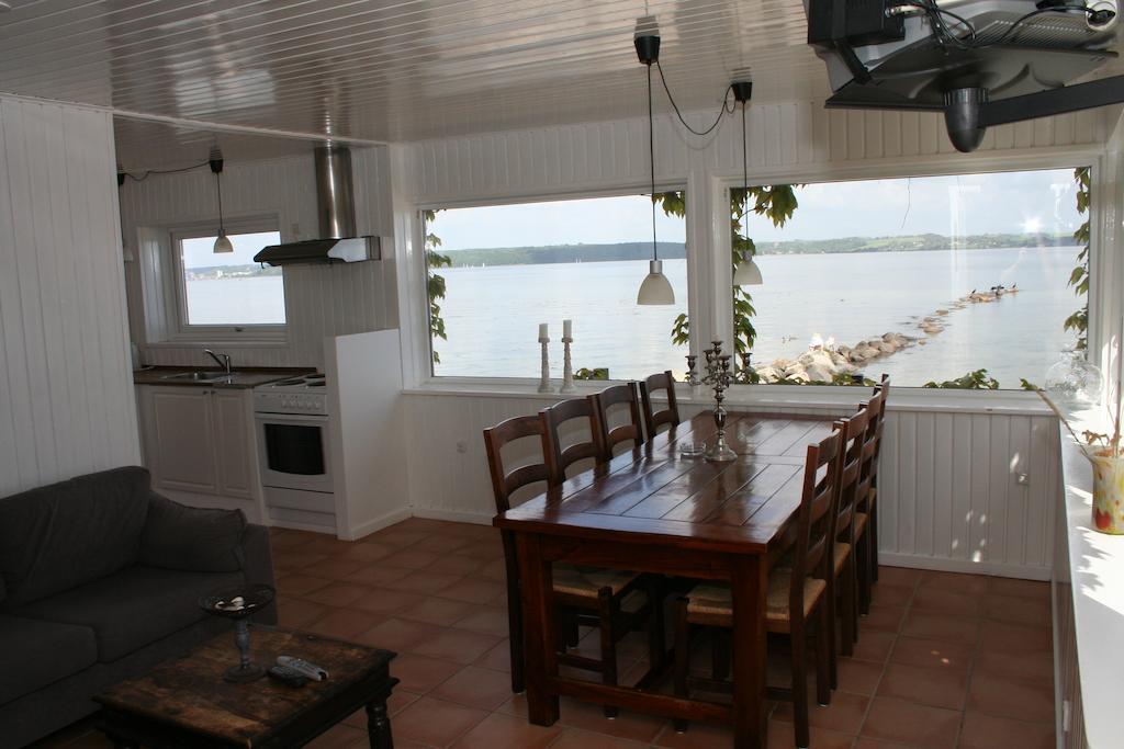 Loff Holiday Houses เออเบินโค ห้อง รูปภาพ